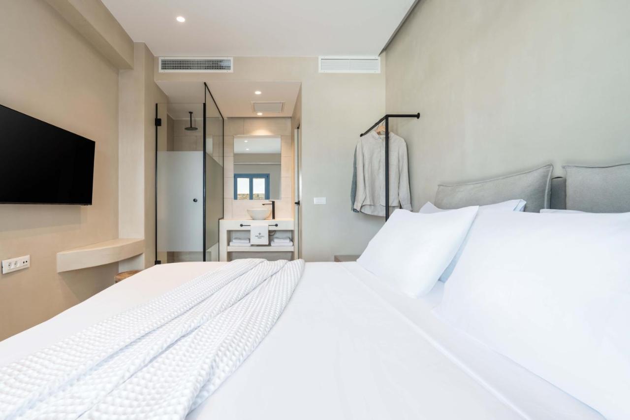 Aura Suites Paros Naoussa Esterno foto